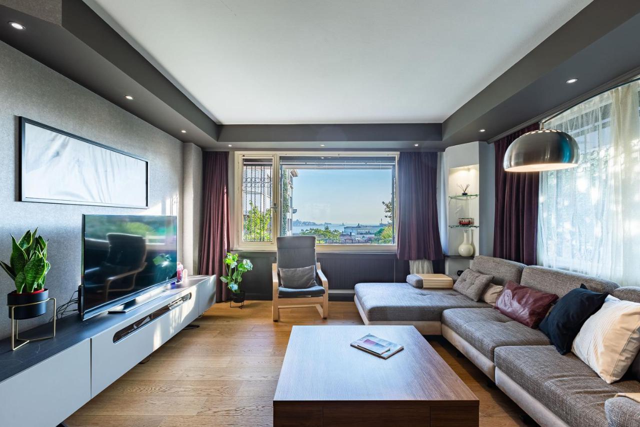 Daire Elegant Flat With Fascinating Bosphorus View In Besiktas